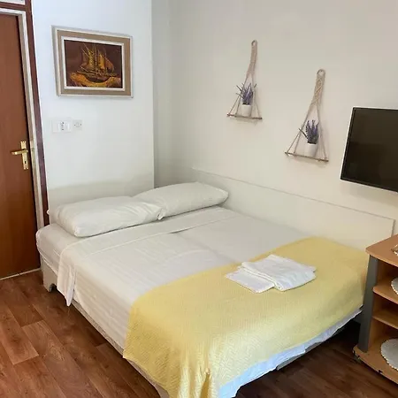 Mavrinac Apartment Nerezine